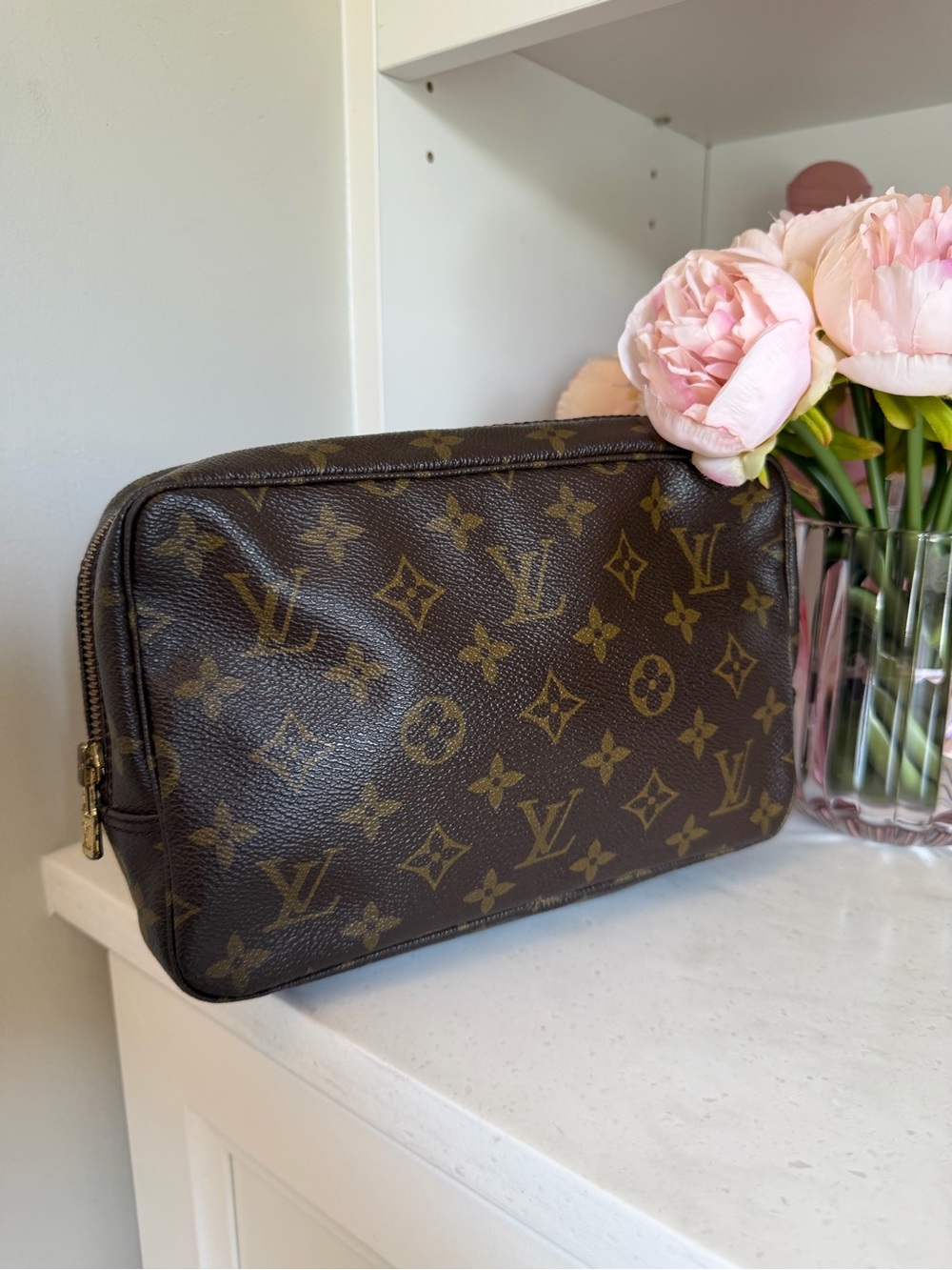 Louis Vuitton EUC Monogram Canvas Toiletry Bag Brass Hardware EUC
